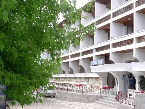 Family Hotel בלצ'יק מראה חיצוני תמונה